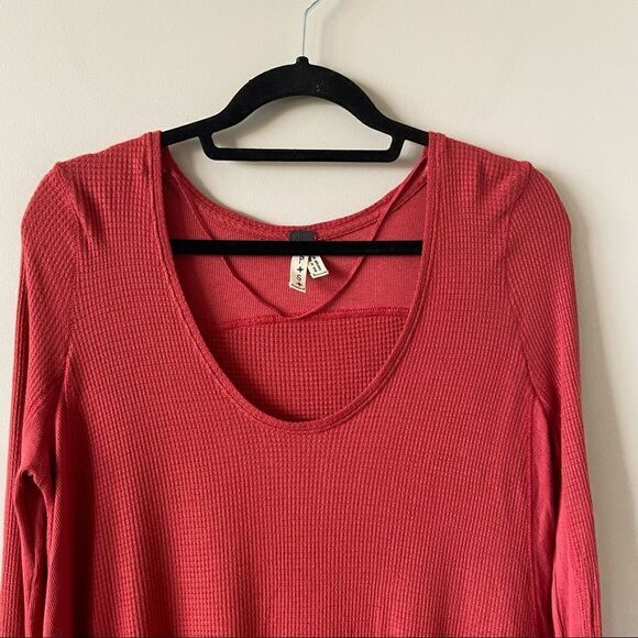 NWOT-FREE People “Malibu” High Low Thermal - Picture 6 of 13